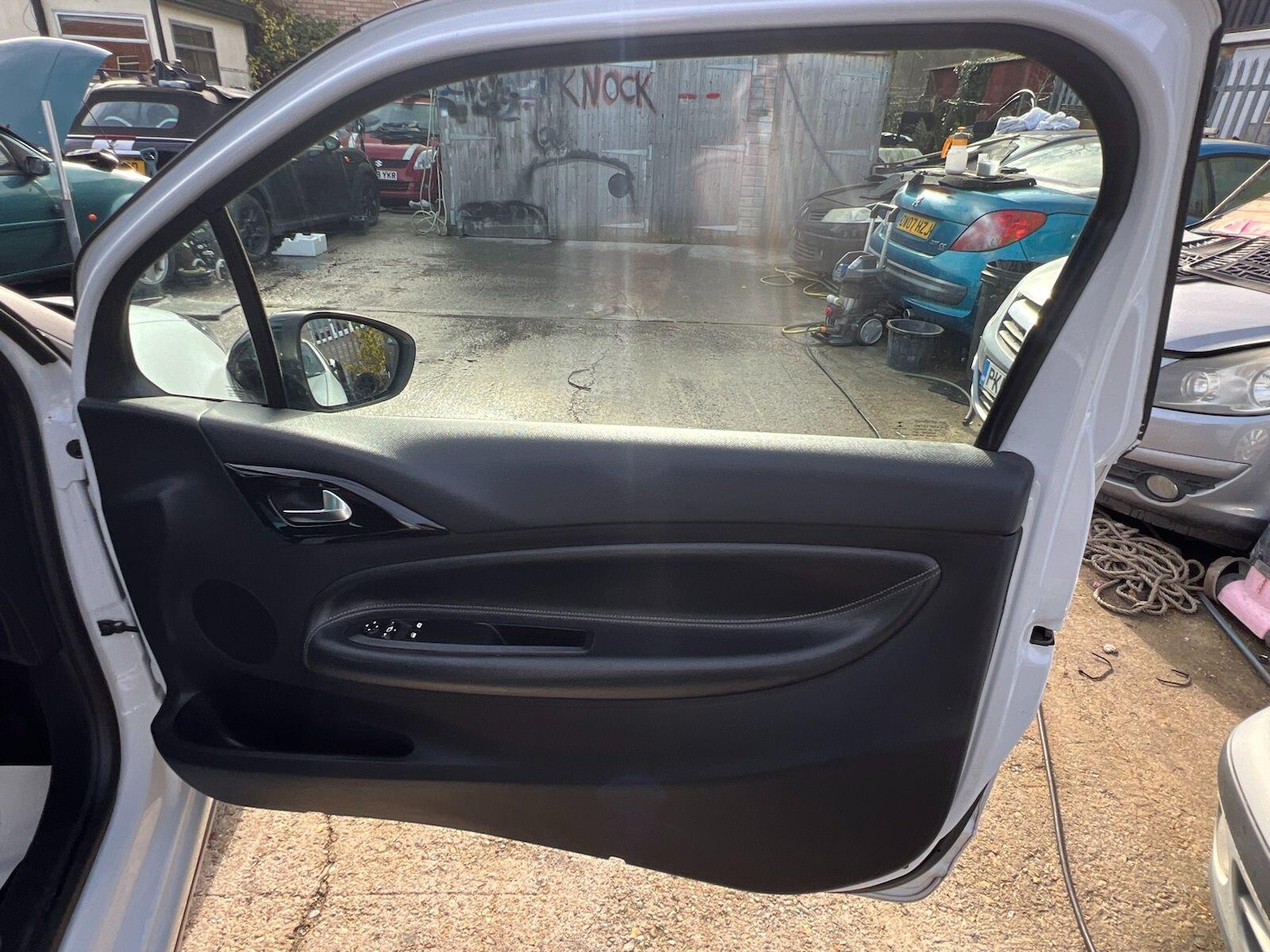 Used DS Automobiles DS 3 2017 for sale - 76398114: Photo 15