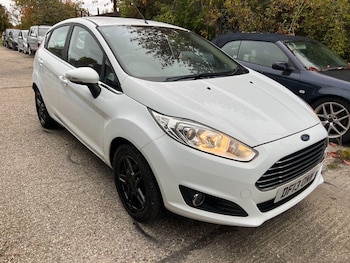 2013 (13) - 1.0T EcoBoost Zetec Euro 5 (s/s) 5dr