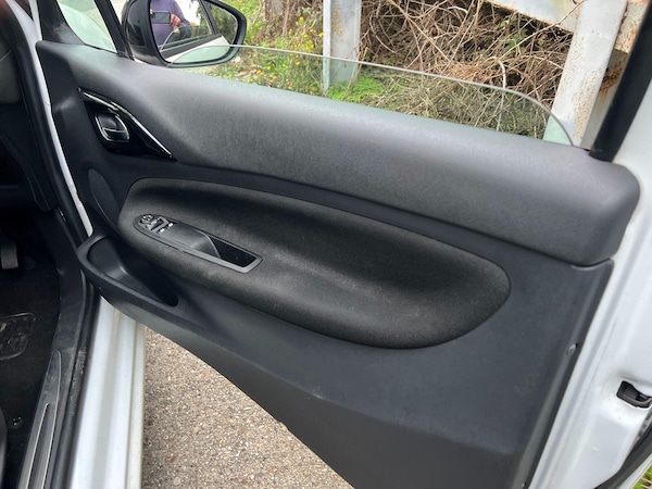 Used Ford Fiesta 2013 for sale - 76282920: Photo 6