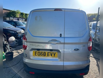 Used Ford Transit Courier 2018 for sale - 78684808: Photo