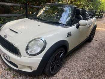 Used MINI Convertible 2010 for sale - 75334027: Photo