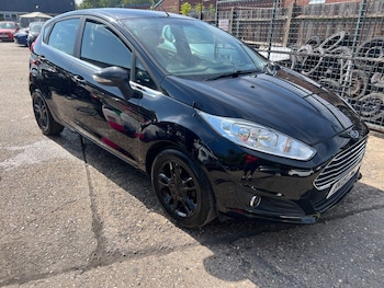 2015 (15) - 1.0T EcoBoost Zetec Powershift Euro 6 5dr