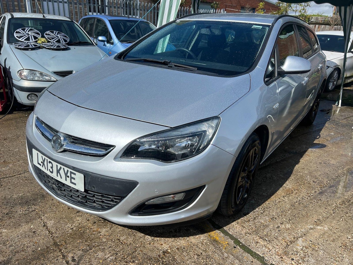 Vehicle 3