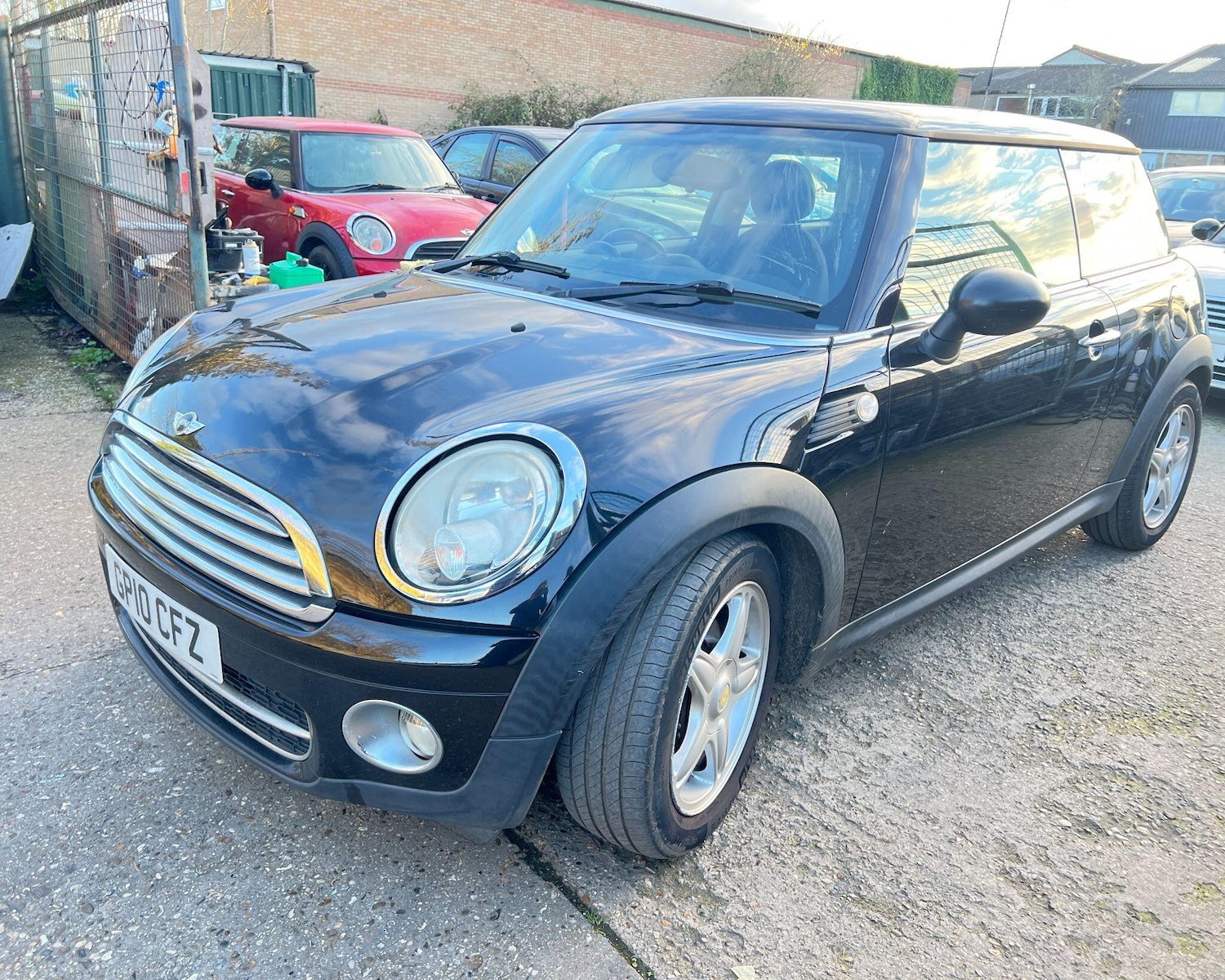 Used MINI Hatch for sale - 77825180: Photo 2