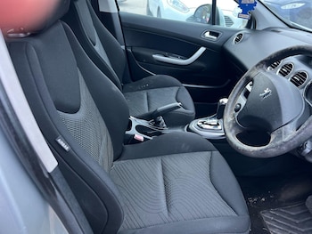 Used Peugeot 308 2009 for sale - 76240279: Photo 4