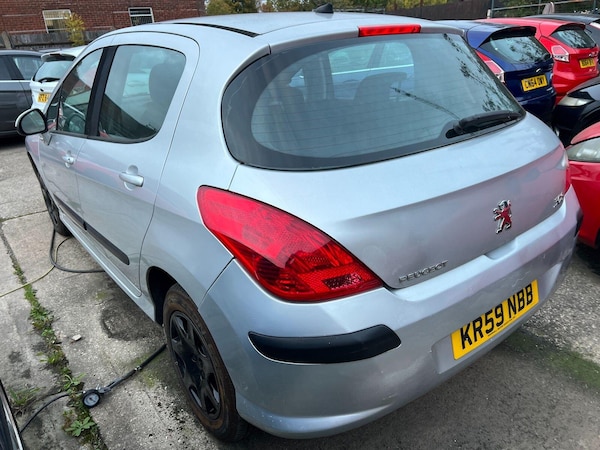Used Peugeot 308 2009 for sale - 76240279: Photo 7
