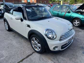 Used MINI Convertible 2011 for sale - 74700832: Photo