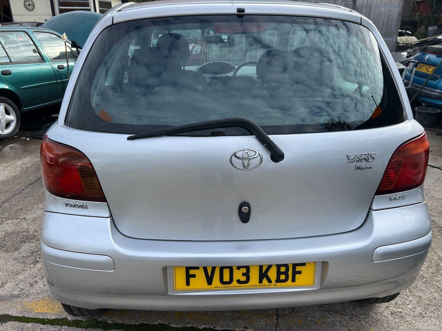 Used Toyota Yaris 2003 for sale - 76361192: Photo 12
