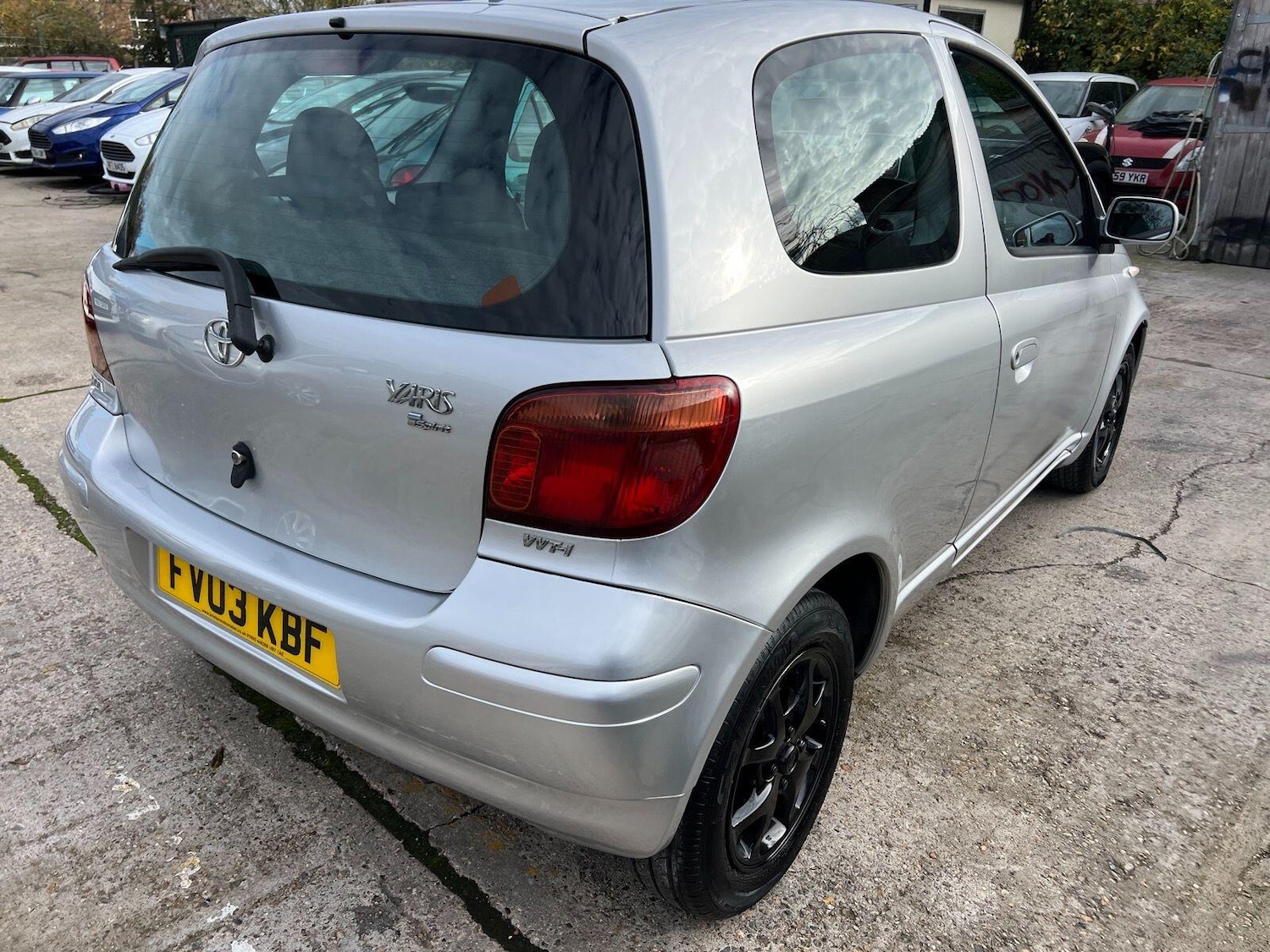 Used Toyota Yaris 2003 for sale - 76361192: Photo 13