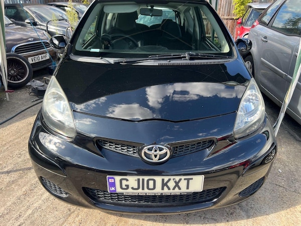 Used Toyota AYGO 2010 for sale - 76306567: Photo 3