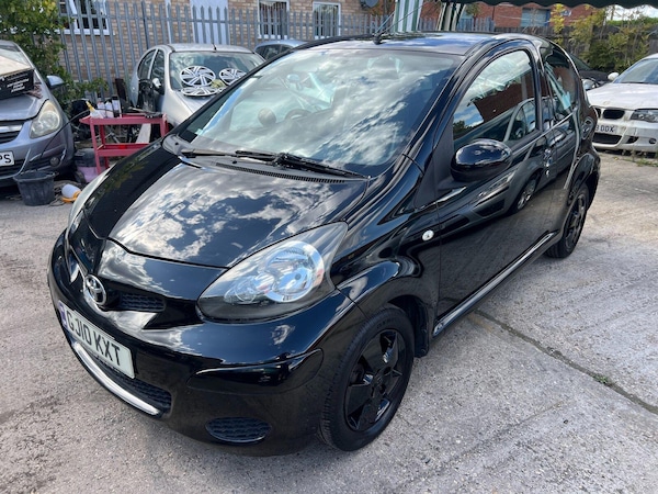 Used Toyota AYGO 2010 for sale - 76306567: Photo 6