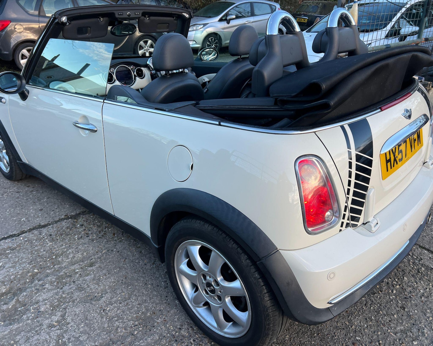 Used MINI Convertible 2007 for sale - 77823945: Photo 11