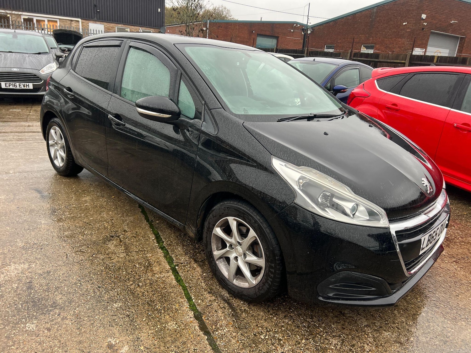 Used Peugeot 208 2016 for sale - 76866475: Photo 1