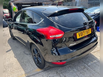 Used Ford Focus 2017 for sale - 79279397: Photo
