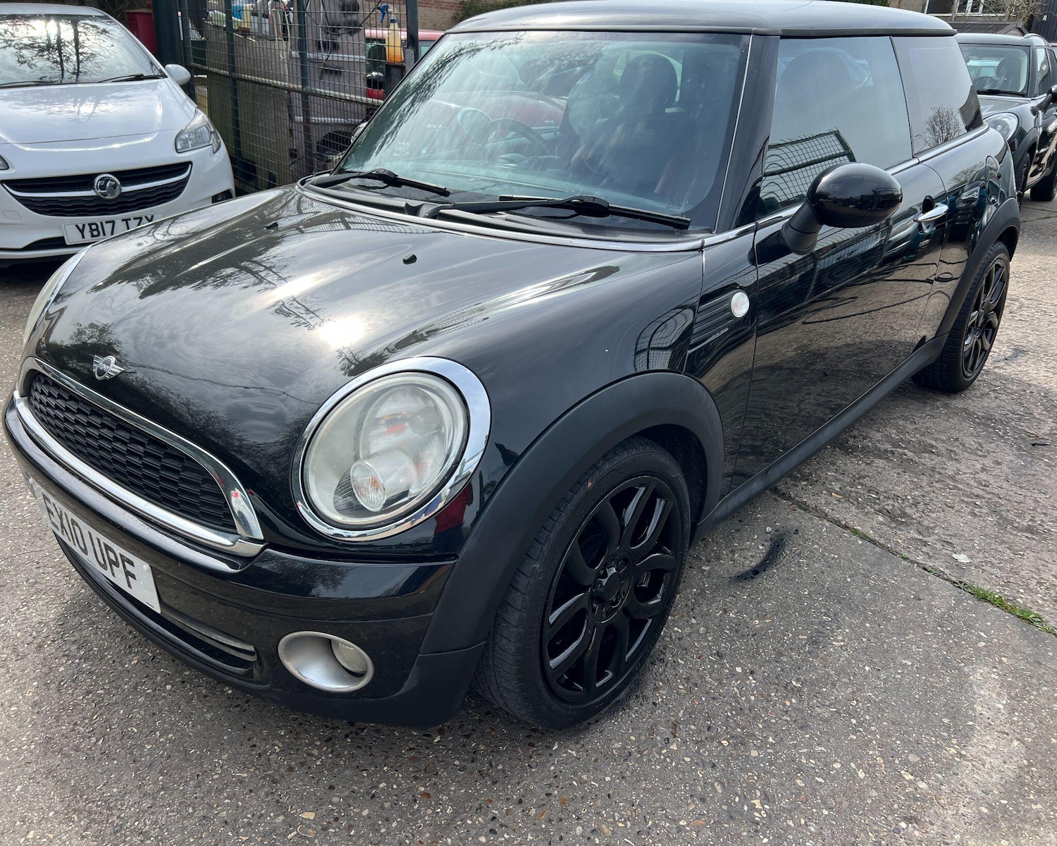 Used MINI Hatch 2010 for sale - 78170123: Photo 2
