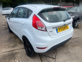 Used Ford Fiesta 2013 for sale - 79093245: Photo