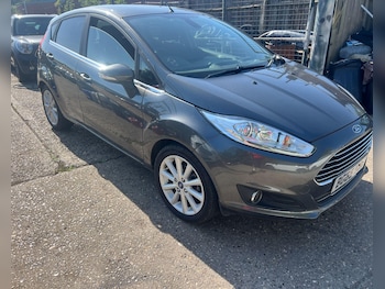 Used Ford Fiesta 2015 for sale - 78981632: Photo