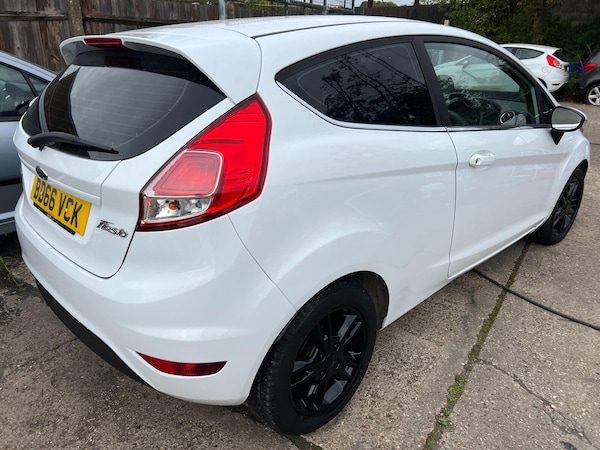Used Ford Fiesta 2014 for sale - 76179583: Photo 14