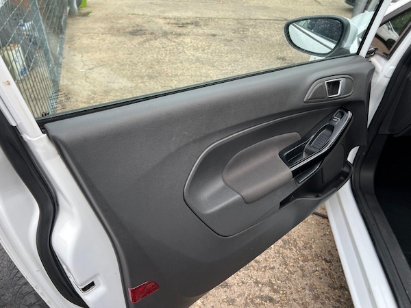 Used Ford Fiesta 2014 for sale - 76179583: Photo 19