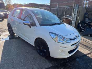 2014 (64) - 1.2 VTi Selection 5dr
