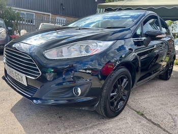 2015 (15) - 1.25 Zetec Euro 6 5dr
