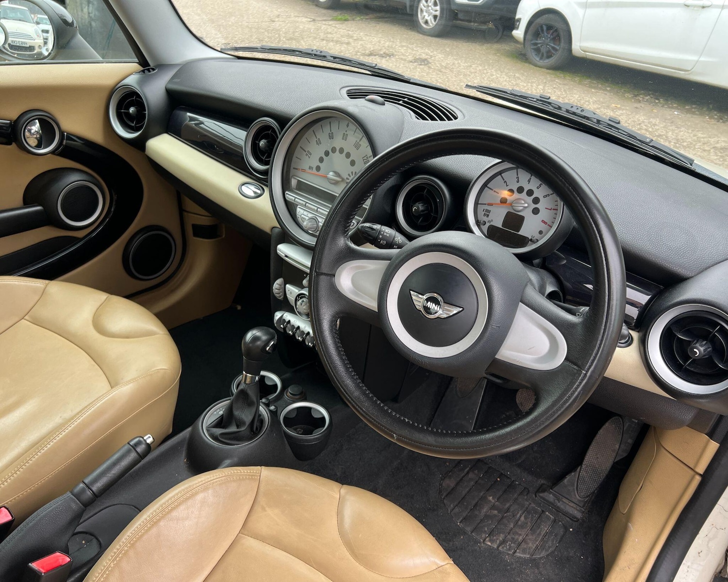 Used MINI Hatch 2010 for sale - 77752814: Photo 8