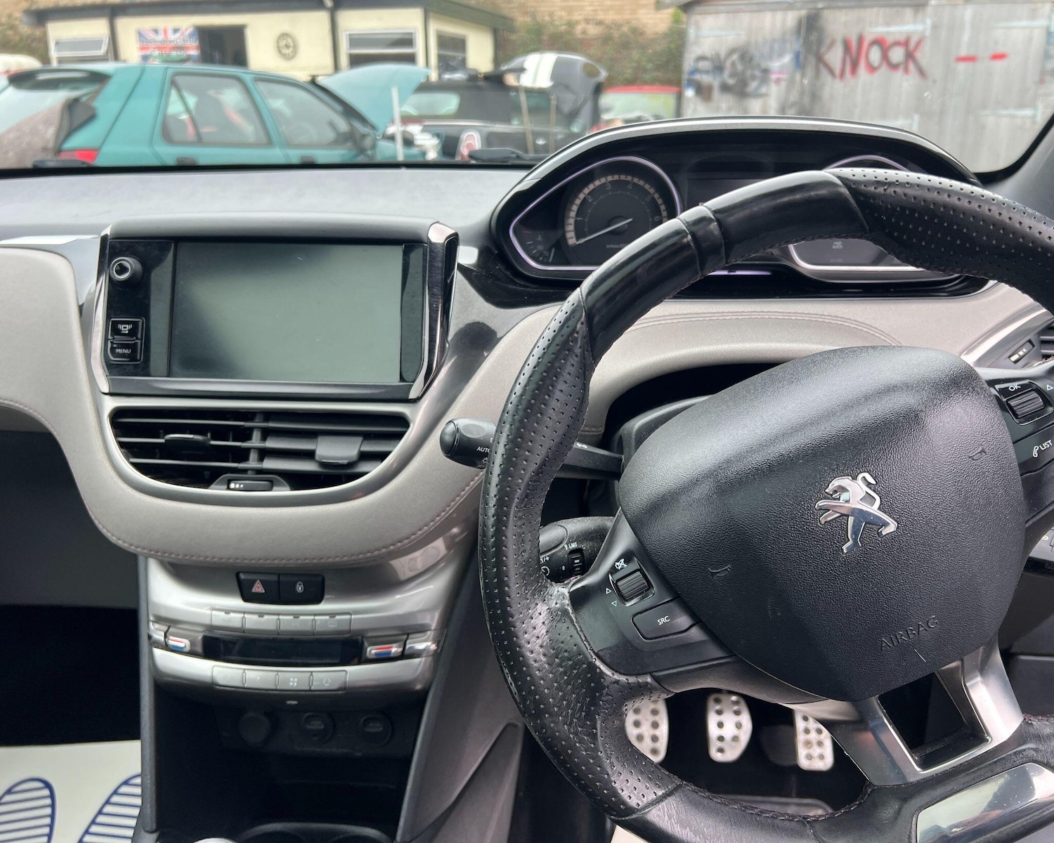 Used MINI Hatch 2010 for sale - 77752814: Photo 9