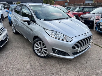 2015 (15) - 1.0T EcoBoost Titanium Powershift Euro 6 5dr