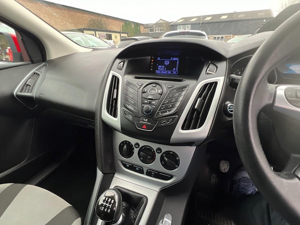 Used Ford Focus 2013 for sale - 76032142: Photo 14