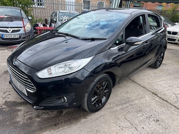 Used Ford Fiesta 2015 for sale - 75623214: Photo