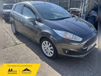 Used Ford Fiesta 2015 for sale - 79279529: Photo