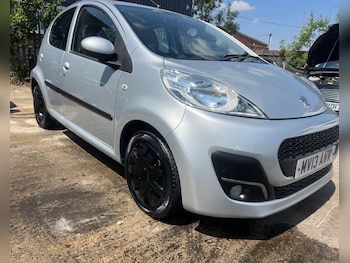 Used Peugeot 107 2013 for sale - 79279418: Photo