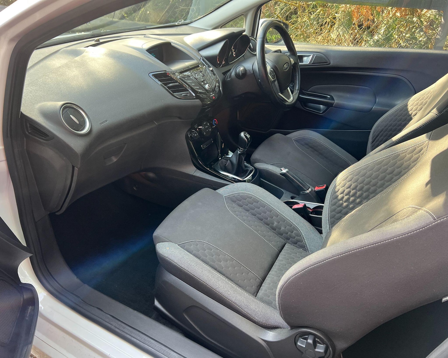 Used Ford Fiesta 2015 for sale - 78171545: Photo 21