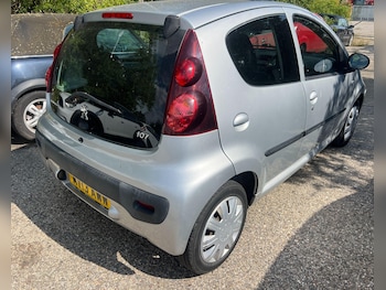 Used Peugeot 107 2013 for sale - 78988229: Photo