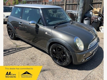 Used MINI Hatch 2006 for sale - 79609753: Photo