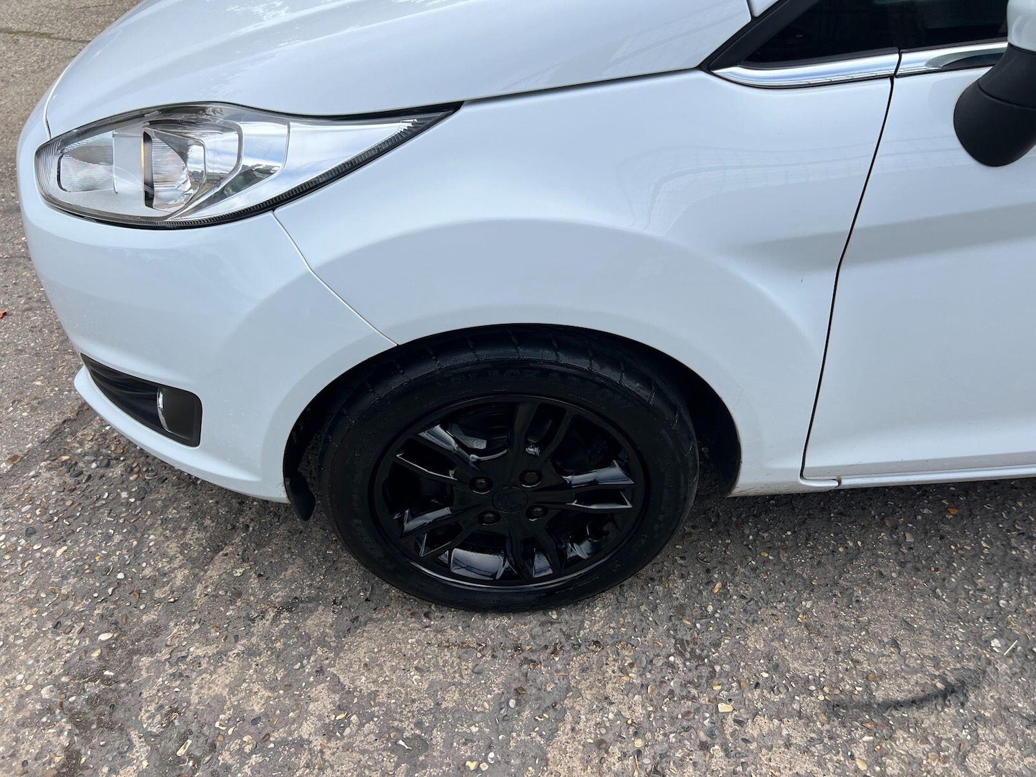 Used Ford Fiesta 2014 for sale - 77066357: Photo 5