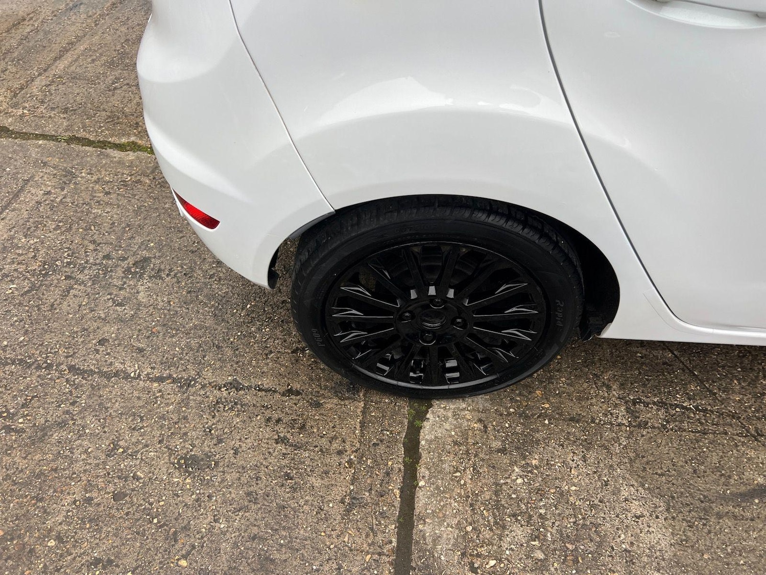 Used Ford Fiesta 2013 for sale - 77411993: Photo 14