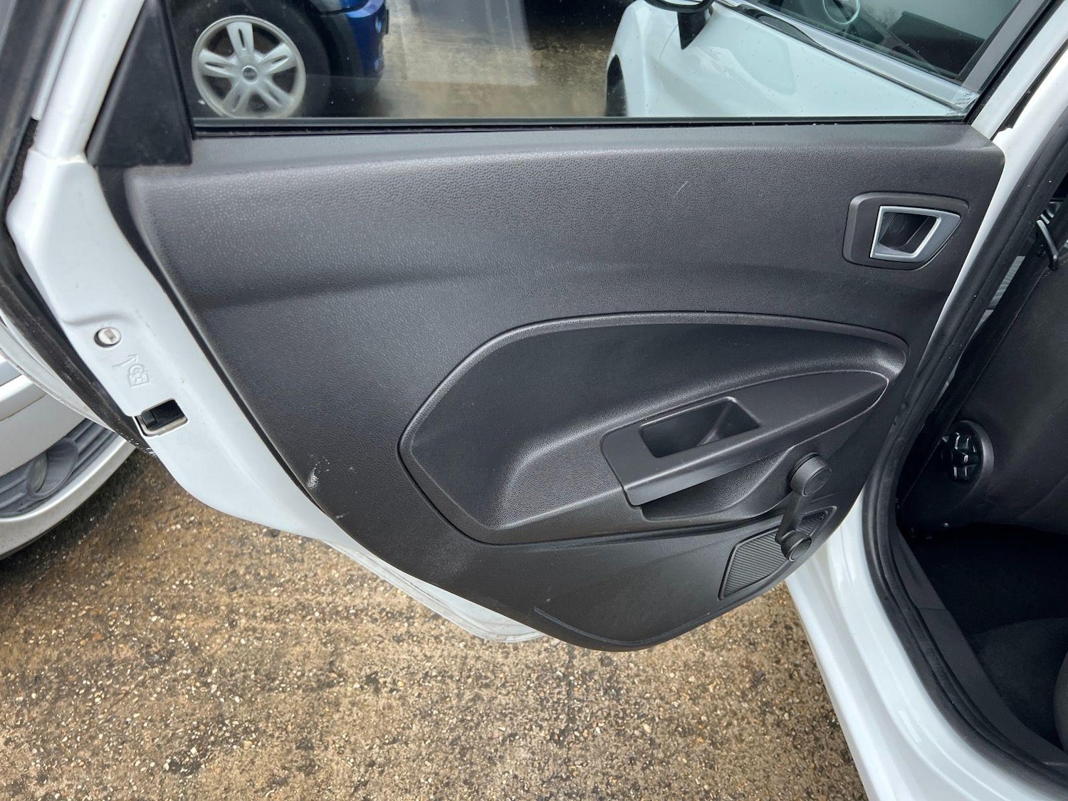 Used Ford Fiesta 2013 for sale - 77411993: Photo 7