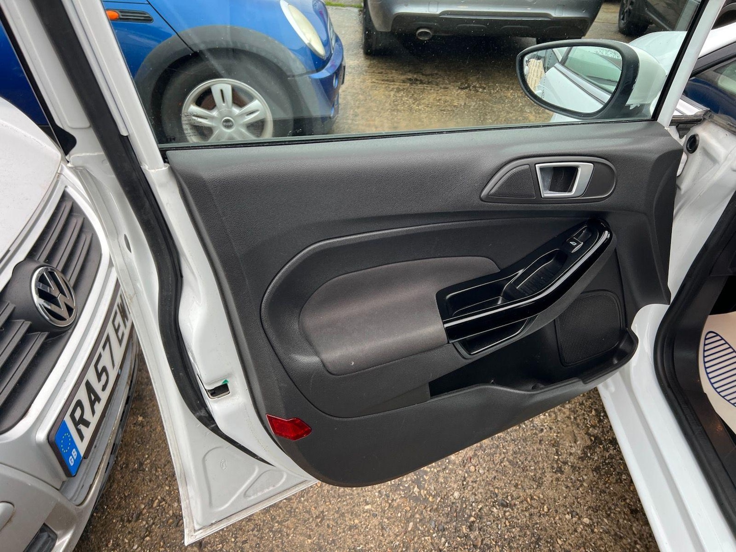 Used Ford Fiesta 2013 for sale - 77411993: Photo 9