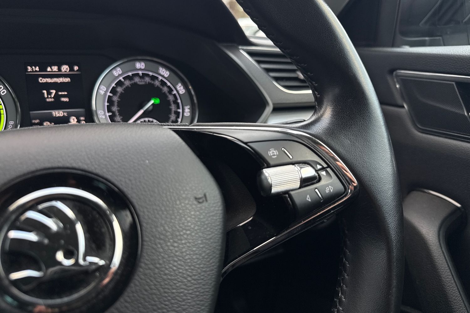 Used Skoda Superb 2021 for sale - 76739526: Photo 42