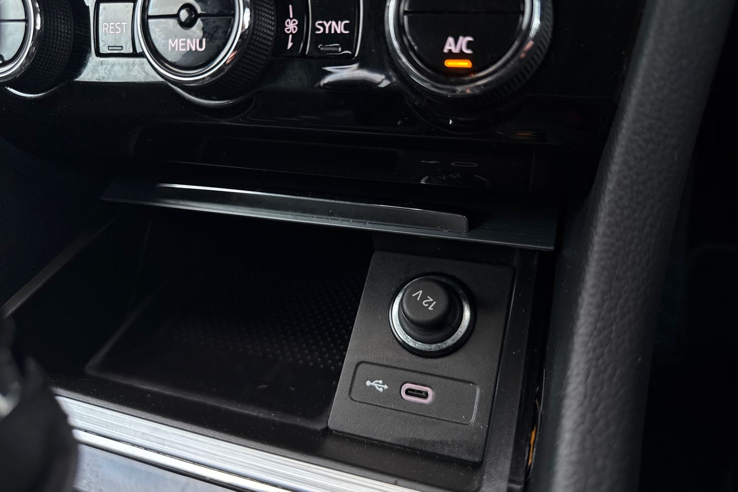 Used Skoda Superb 2021 for sale - 76739526: Photo 43