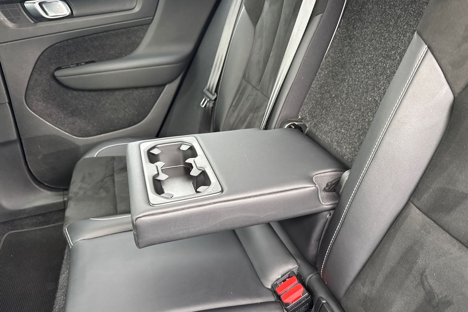 Used Volvo XC40 2020 for sale - 76617141: Photo 28