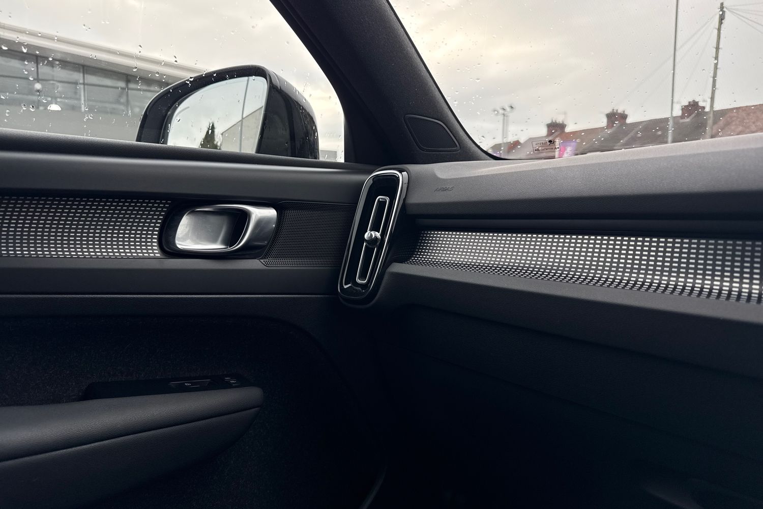 Used Volvo XC40 2020 for sale - 76617141: Photo 41