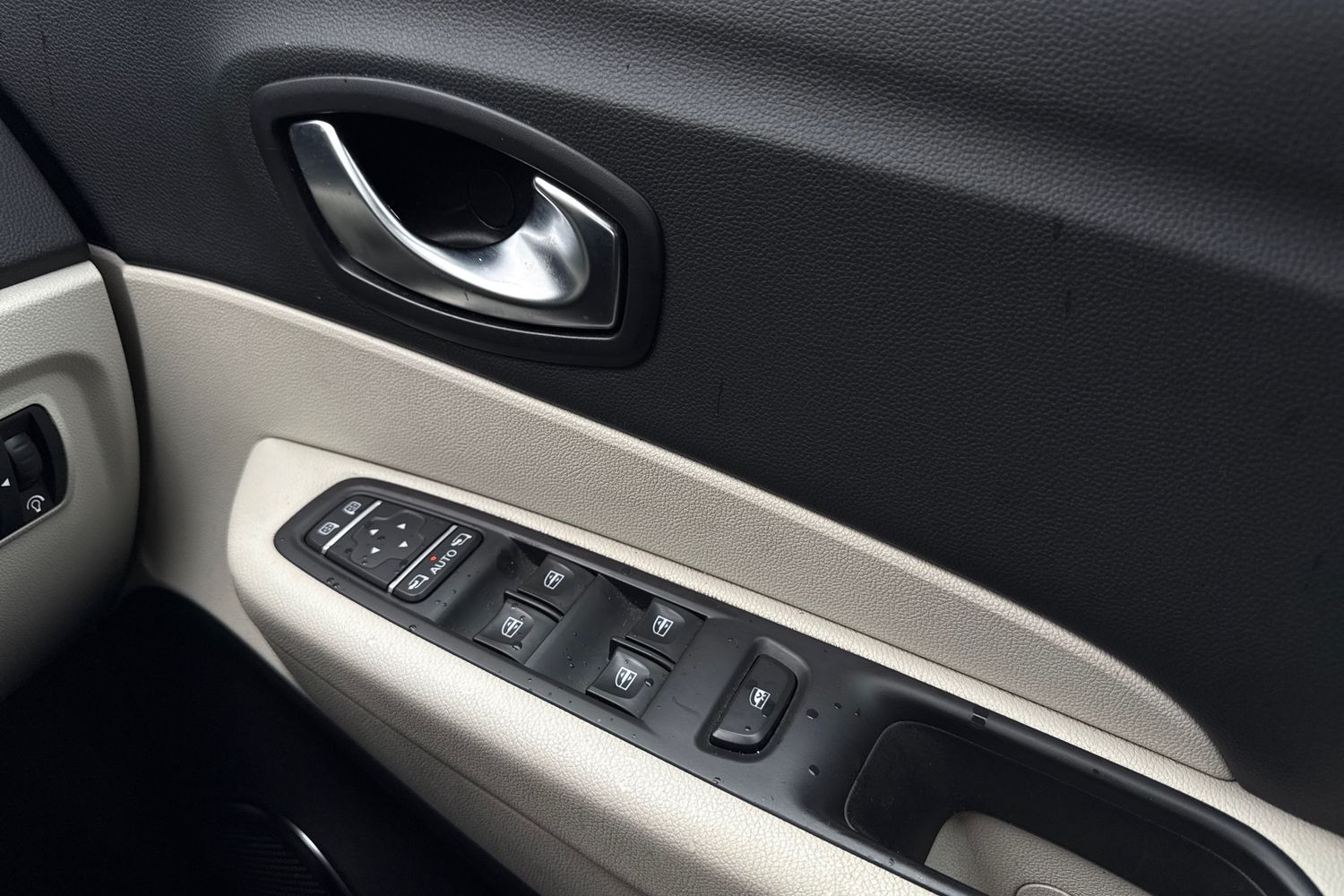 Used Renault Captur 2019 for sale - 77187507: Photo 17