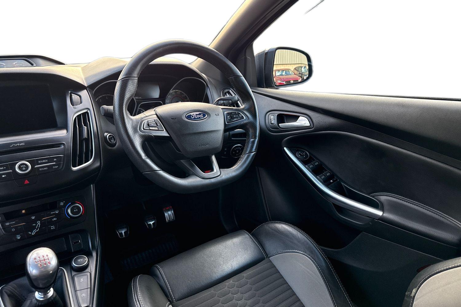 Used Ford Focus 2018 for sale - 77051516: Photo 13