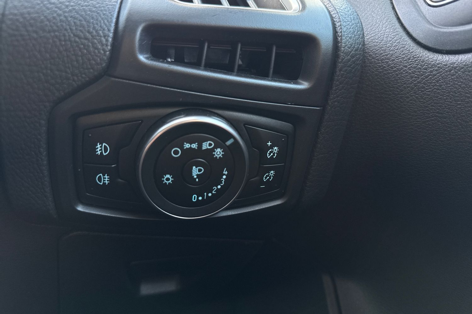 Used Ford Focus 2018 for sale - 77051516: Photo 28