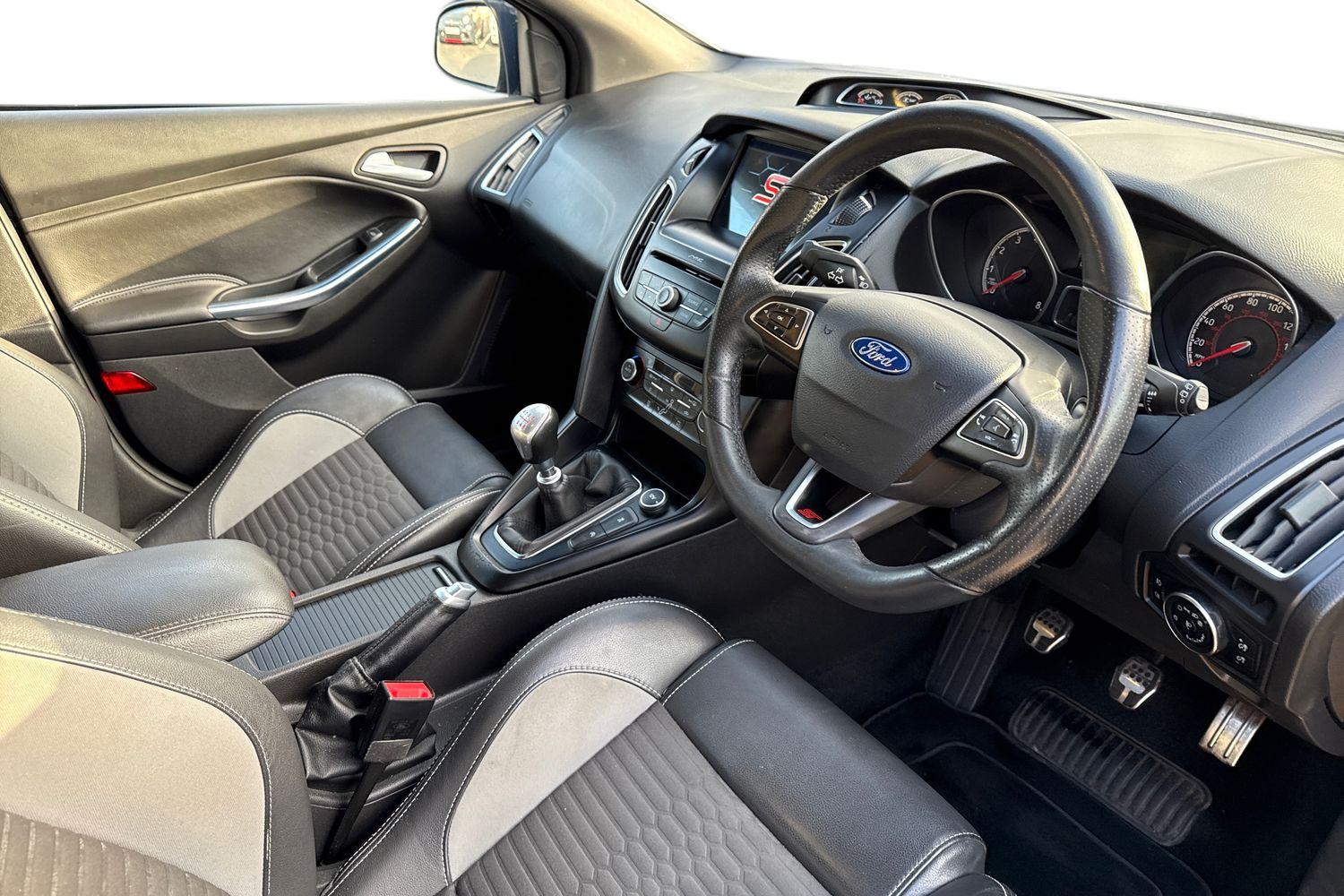 Used Ford Focus 2018 for sale - 77051516: Photo 8