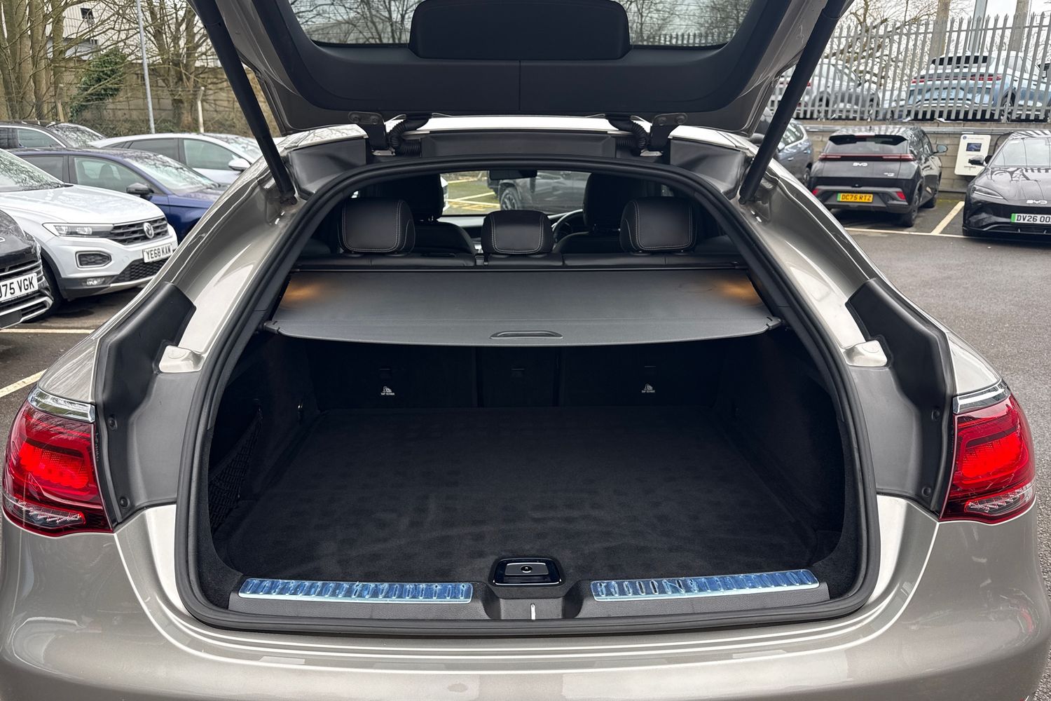 Used Mercedes-Benz GLC 2019 for sale - 77862882: Photo 10