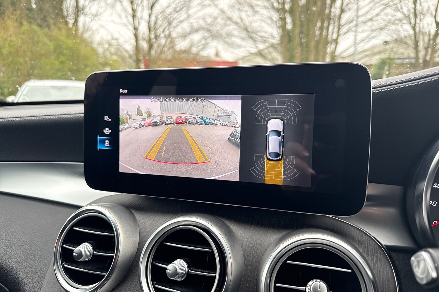 Used Mercedes-Benz GLC 2019 for sale - 77862882: Photo 36