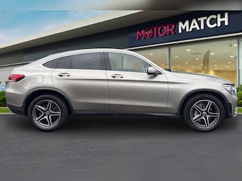 Used Mercedes-Benz GLC 2019 for sale - 77862882: Photo